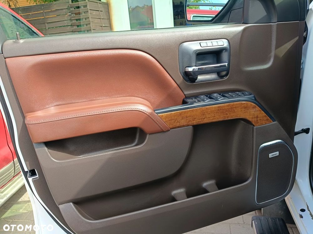 Chevrolet Silverado - 17
