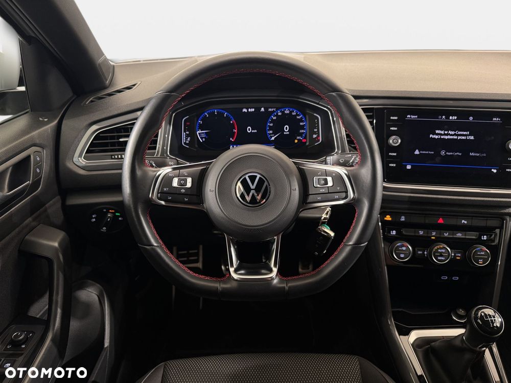 Volkswagen T-Roc - 17