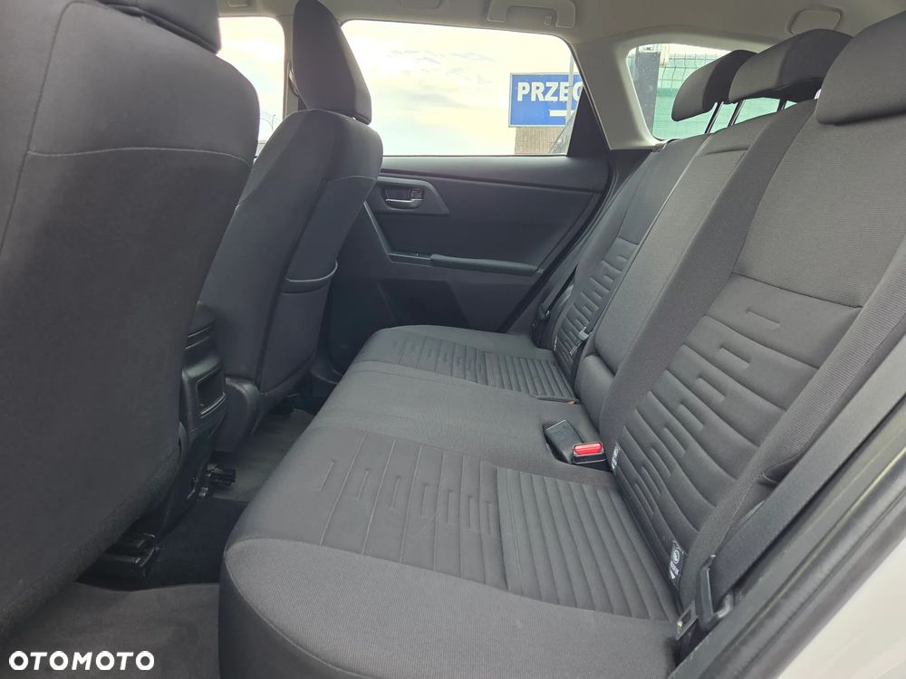 Toyota Auris 1.6 Premium MS - 25