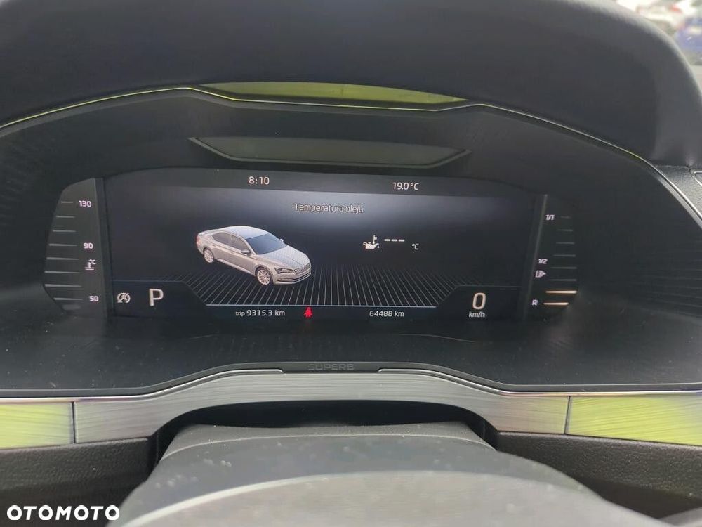 Skoda Superb 2.0 TDI SCR Ambition DSG - 17