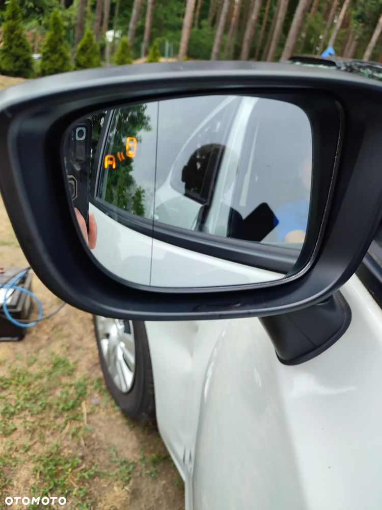 Mazda 2 SKYACTIV-G 90 Homura - 26