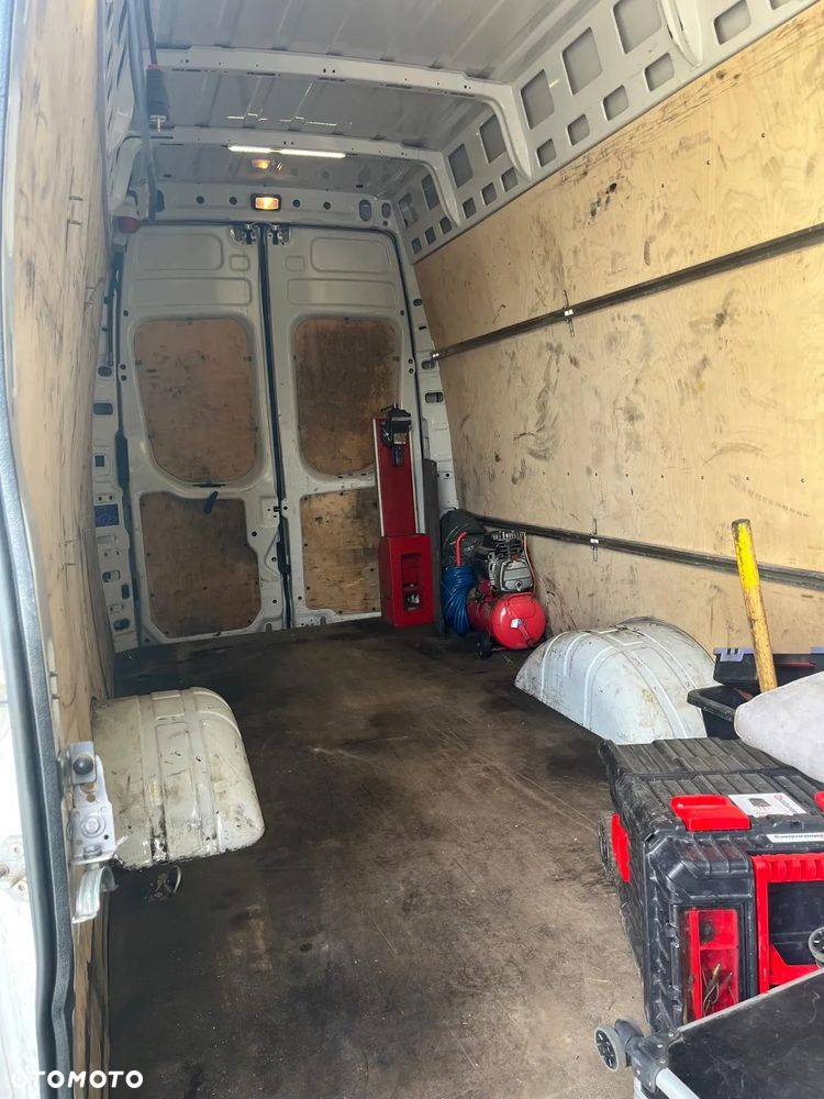 Iveco DAILY - 16