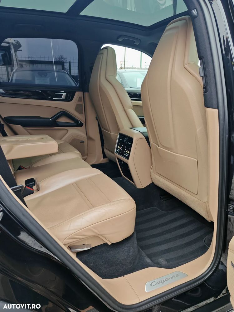 Porsche Cayenne E-Hybrid Tiptronic S - 26