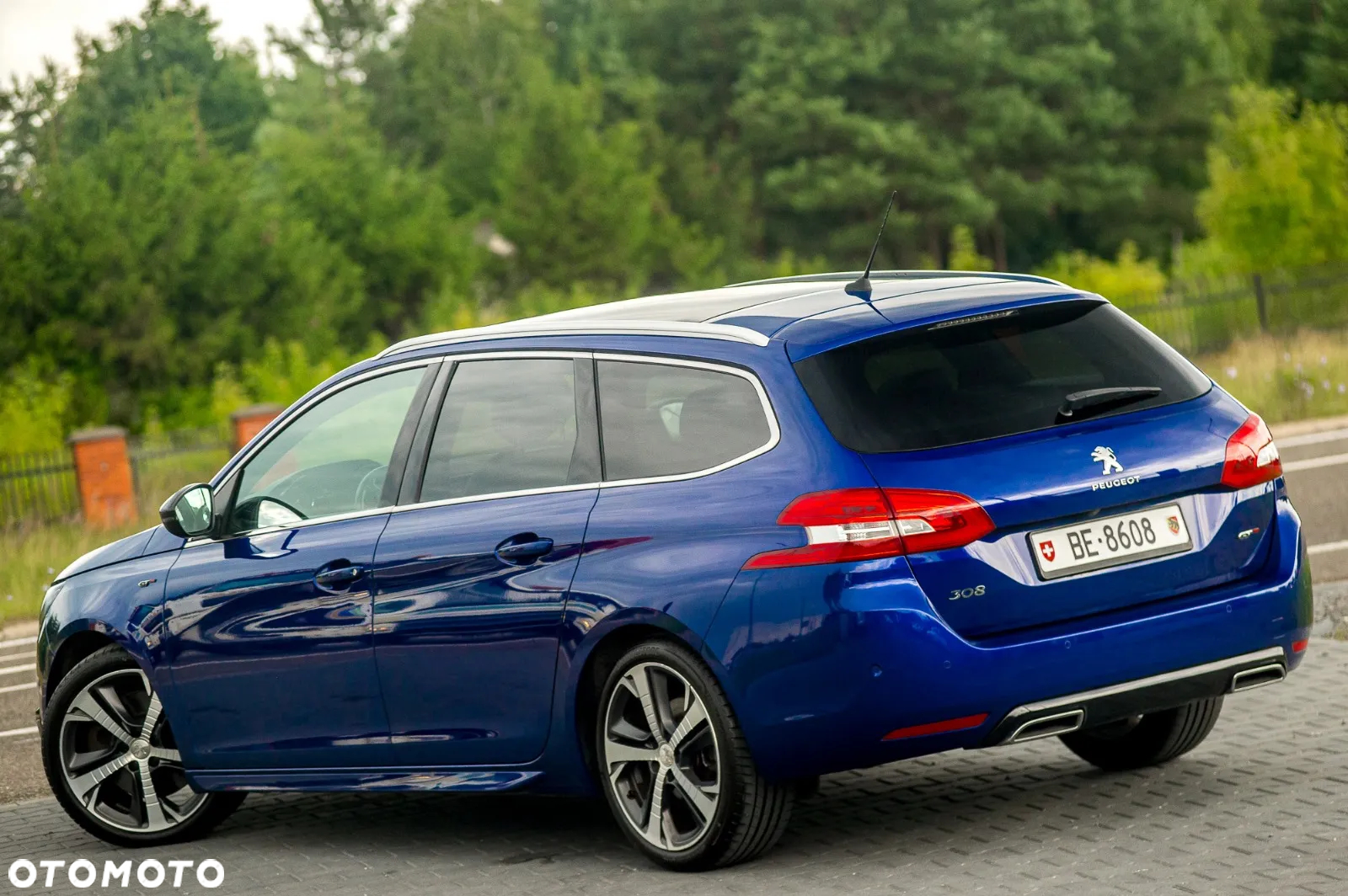 Peugeot 308 SW 1.6 e-THP GT S&S - 15