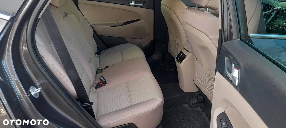 Hyundai Tucson - 13