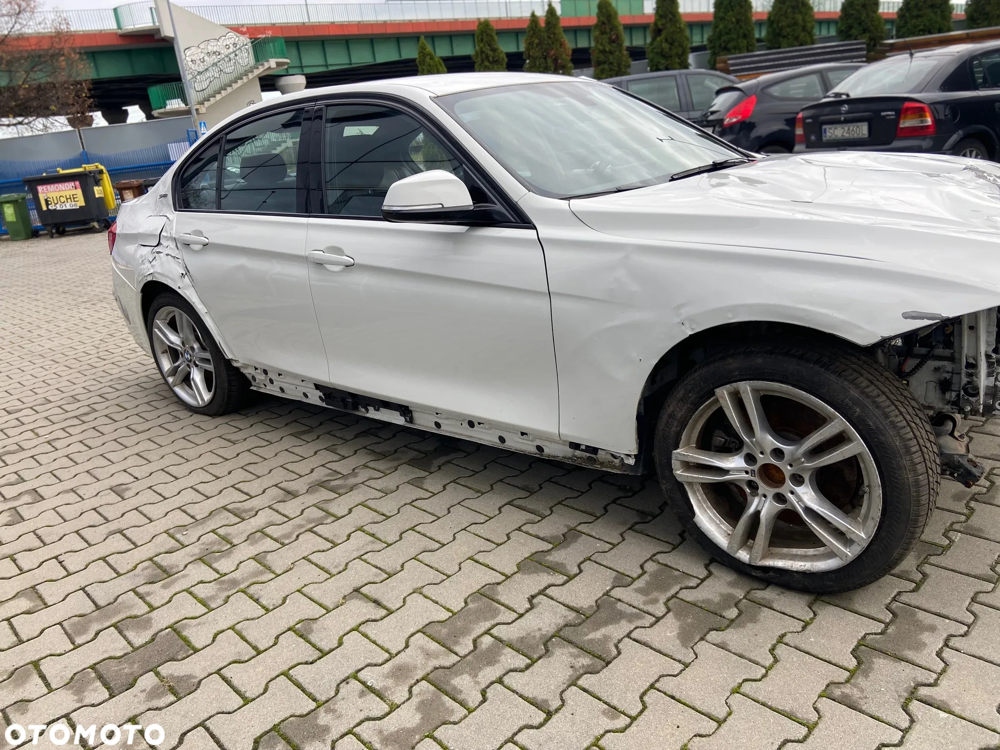 BMW Seria 3 330e M Sport sport - 9