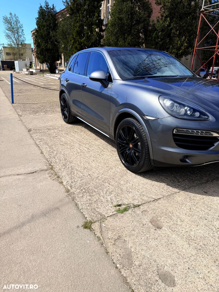 Porsche Cayenne S Tiptronic S - 2