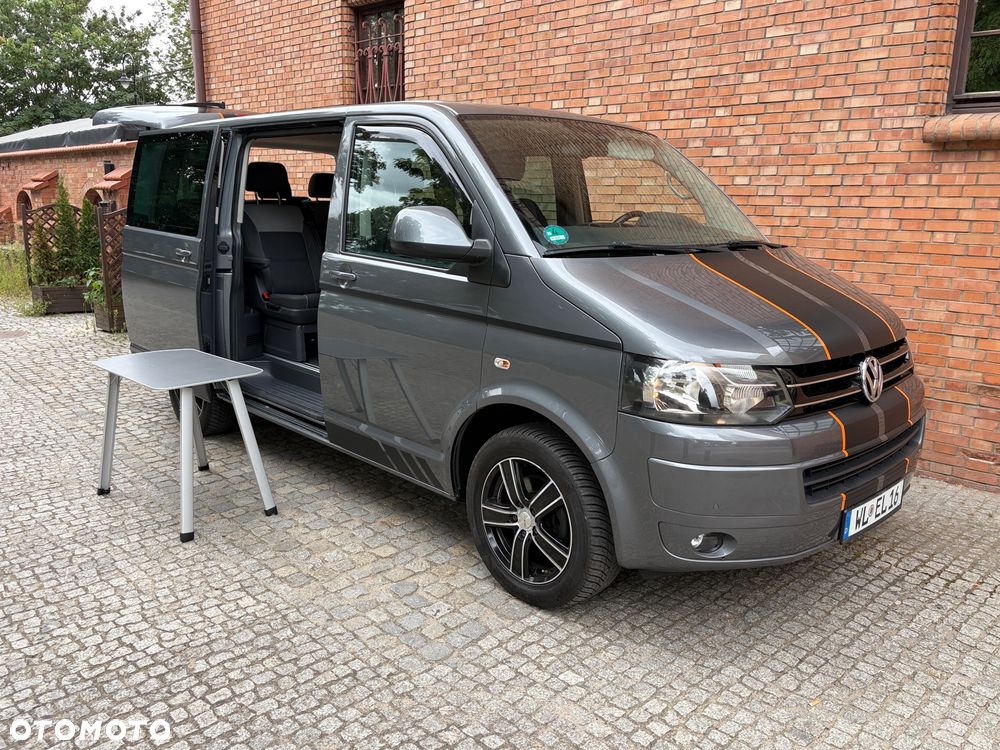Volkswagen Multivan - 5