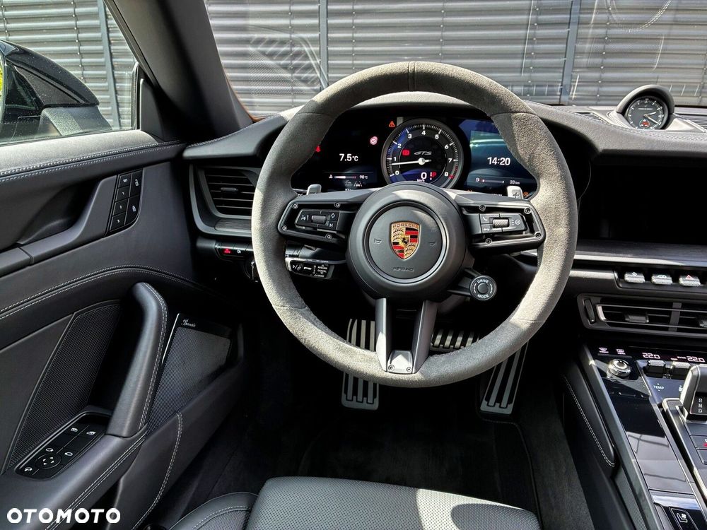 Porsche 911 - 23