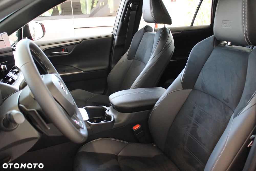 Toyota RAV4 2.5 Plug-In Hybrid GR Sport 4x4 - 8