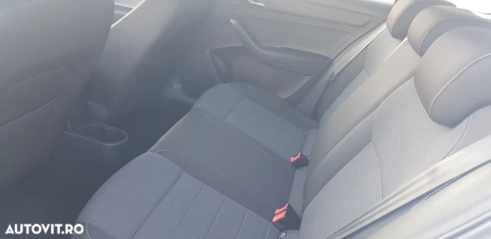 Skoda RAPID 1.2 TSI Ambition - 16