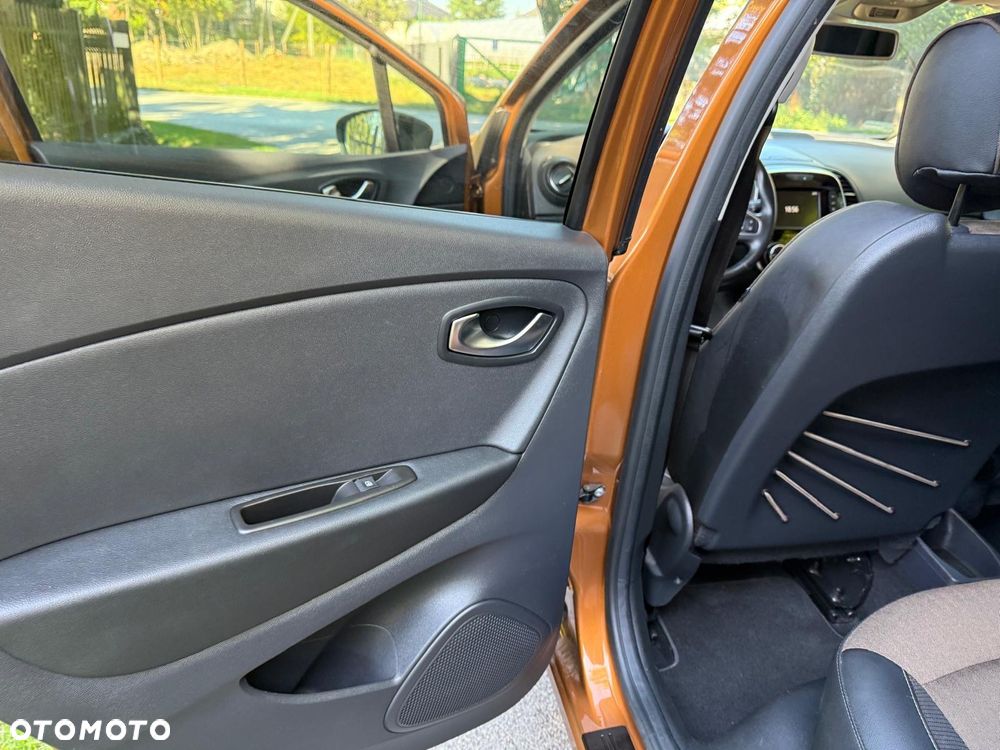 Renault Captur 0.9 Energy TCe XMOD - 29