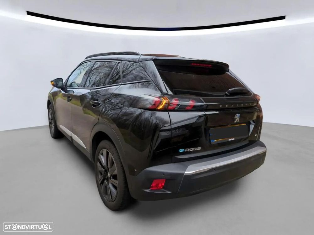 Peugeot e-2008 50 kWh GT - 5