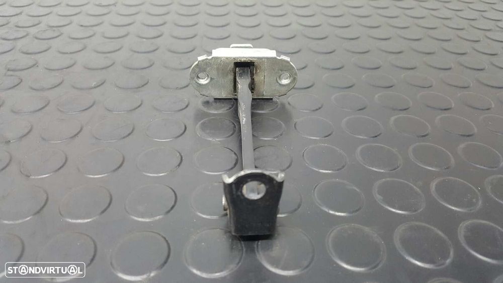 RETENTOR DA PORTA TRASEIRA DIREITA NISSAN QASHQAI (J10) TEKNA - 3