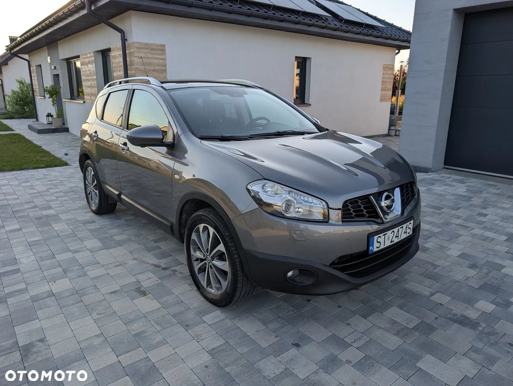 Nissan Qashqai 2.0 dCi 4x4 Tekna Premium - 2