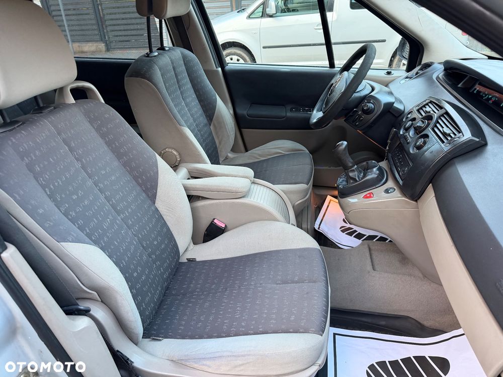 Renault Scenic 1.6 Confort Expression - 29