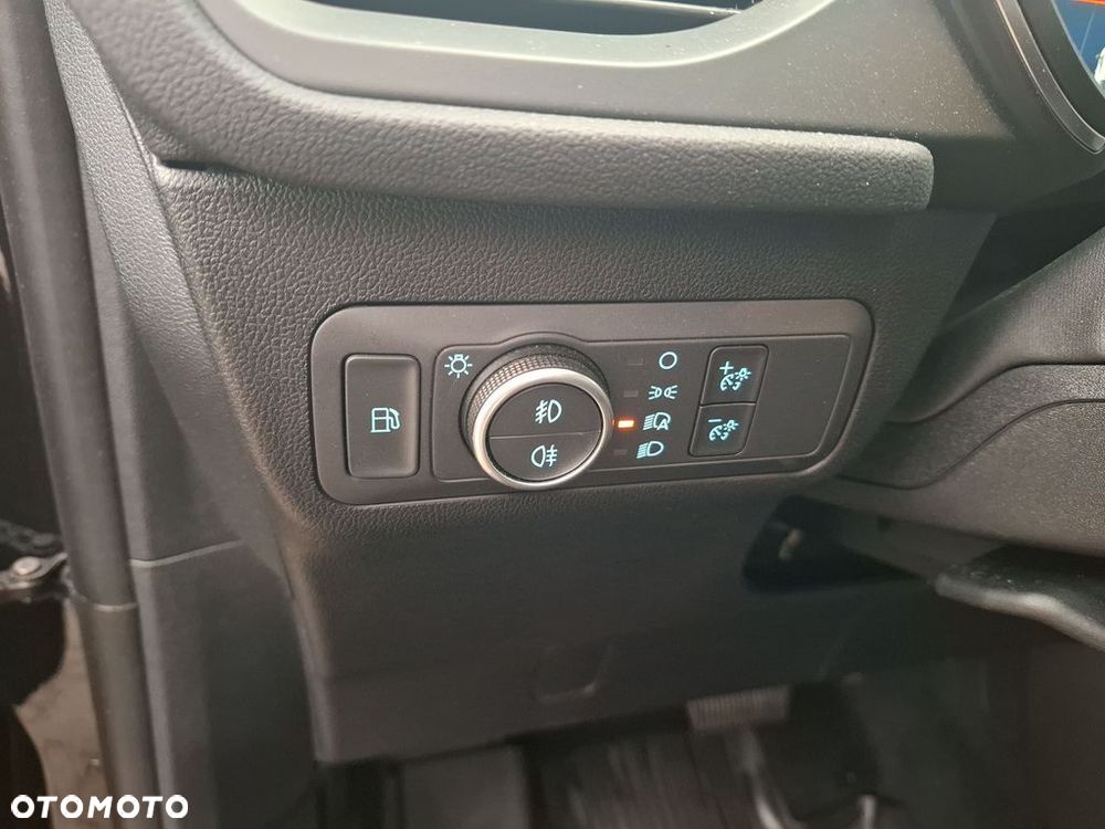 Ford Kuga - 23