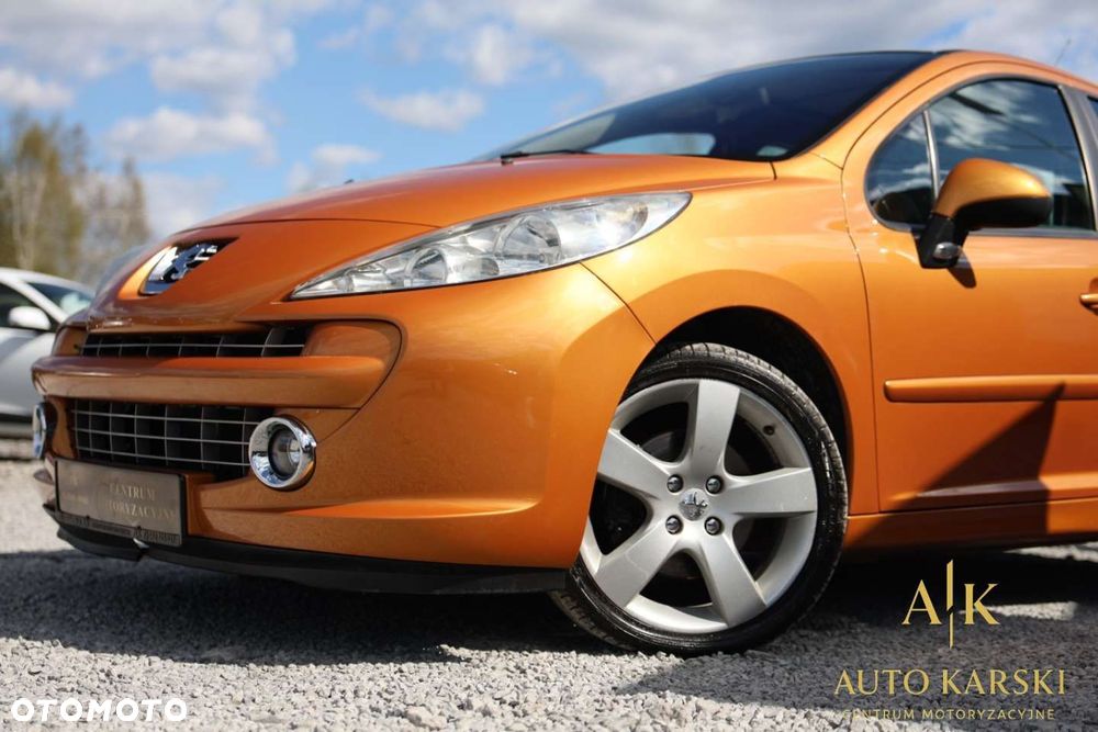 Peugeot 207 - 10