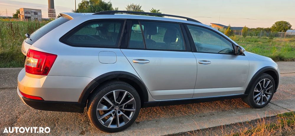 Skoda Octavia 2.0 TDI 4x4 DSG Scout - 2