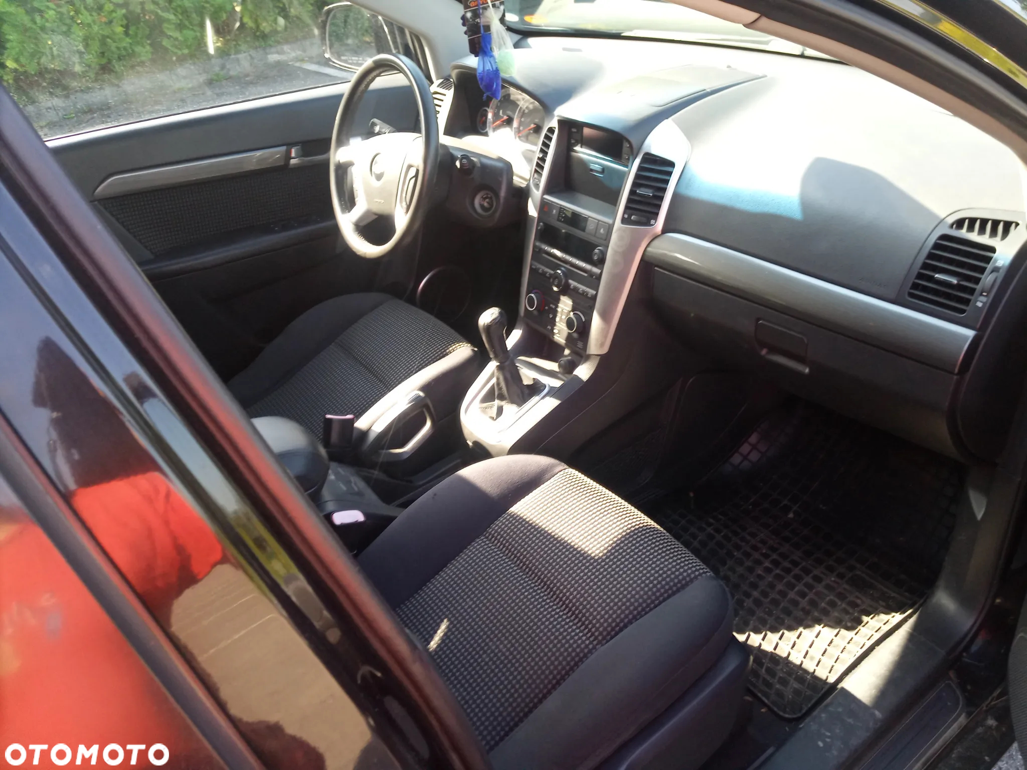 Chevrolet Captiva 2.4 LS 5os - 10