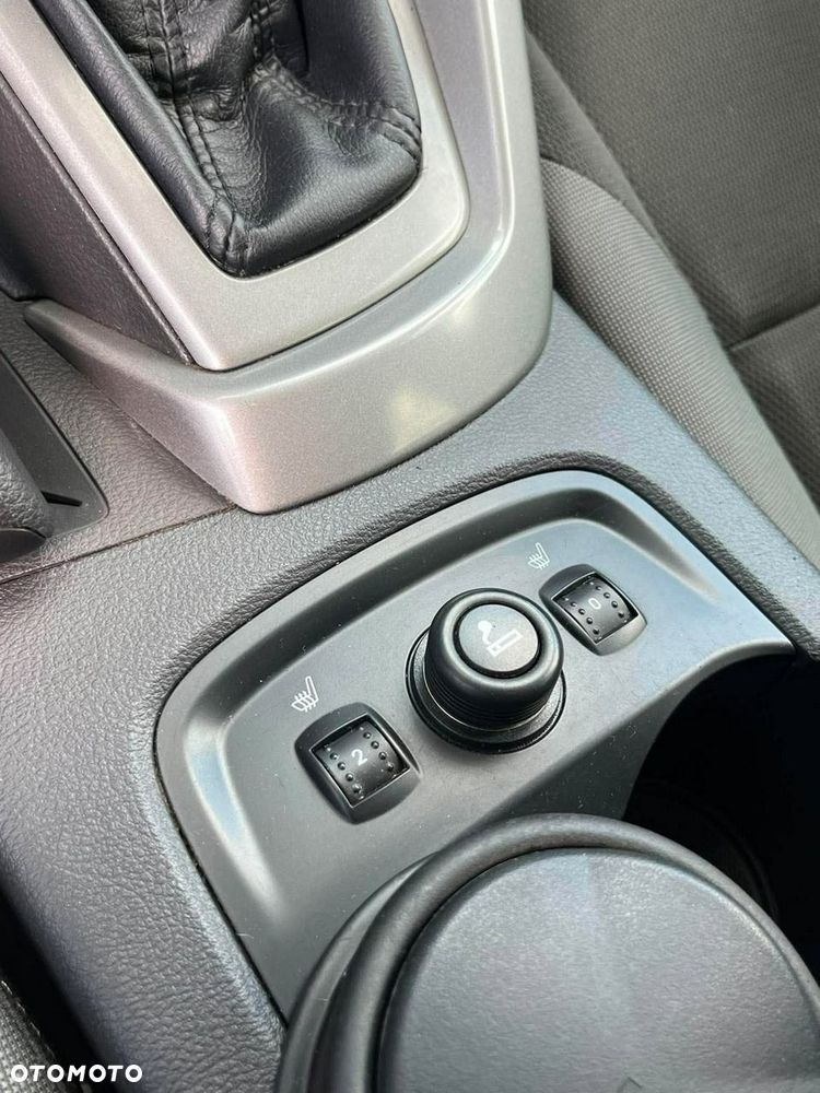 Ford Focus - 12