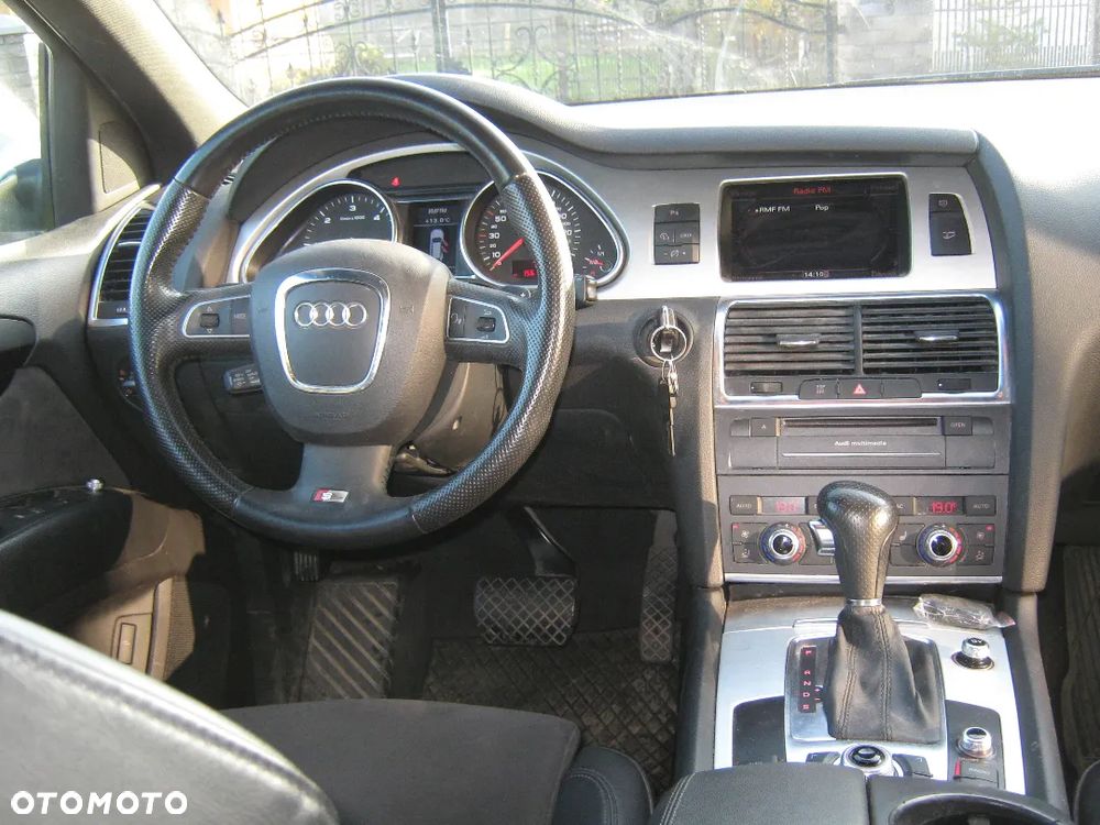 Audi Q7 - 11