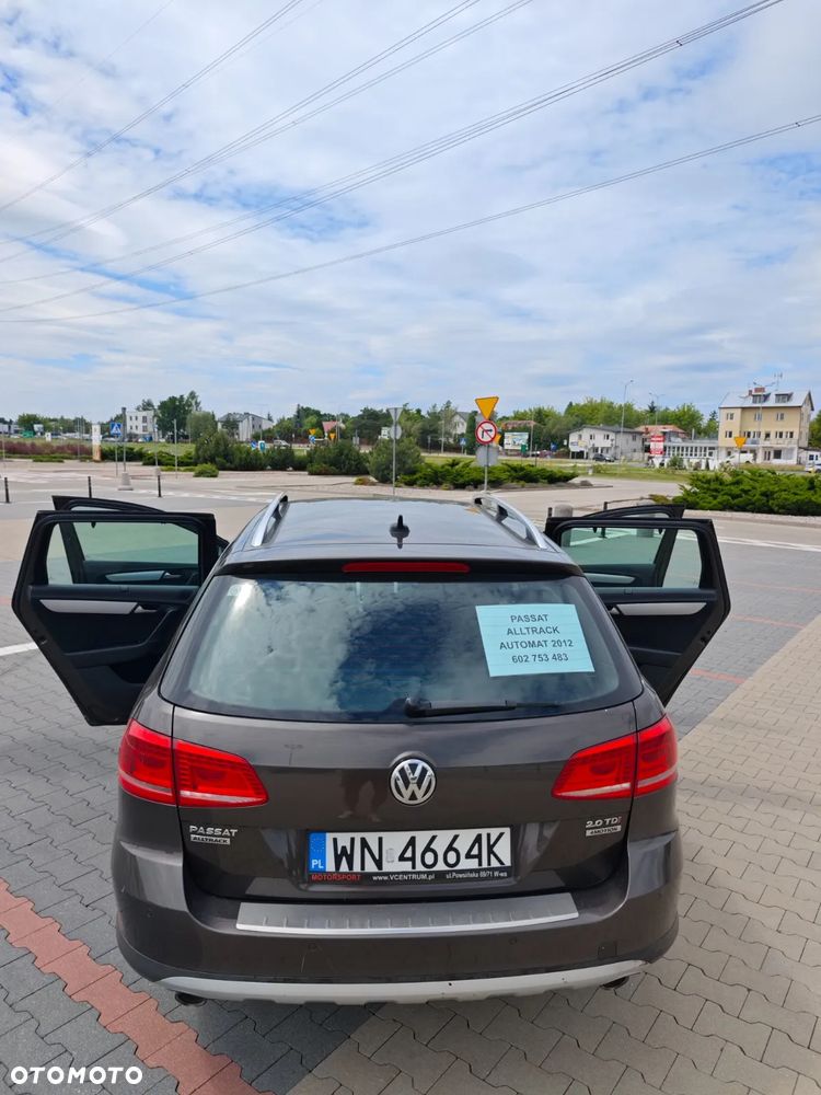 Volkswagen Passat Alltrack - 12