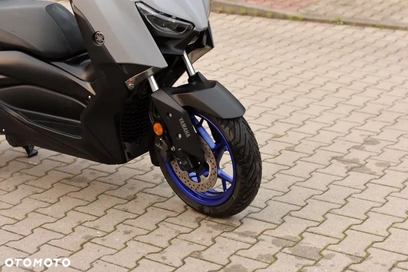 Yamaha X-max - 5