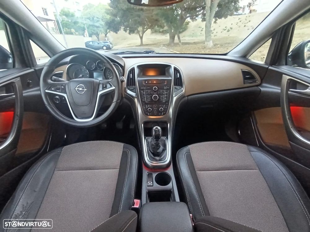 Opel Astra Sports Tourer 1.7 CDTi Cosmo - 22
