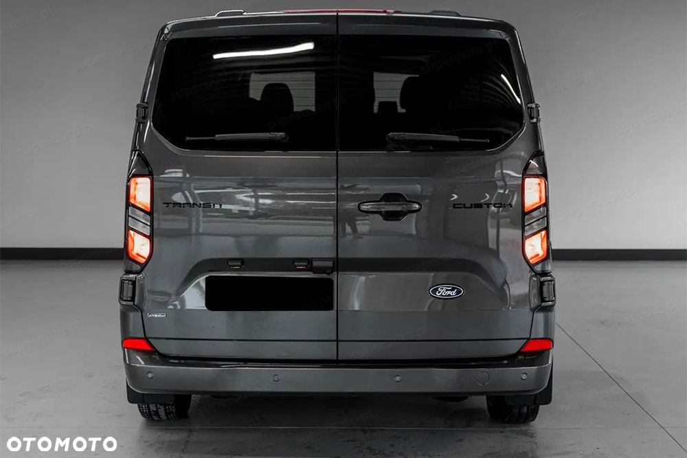 Ford Transit Custom - 7