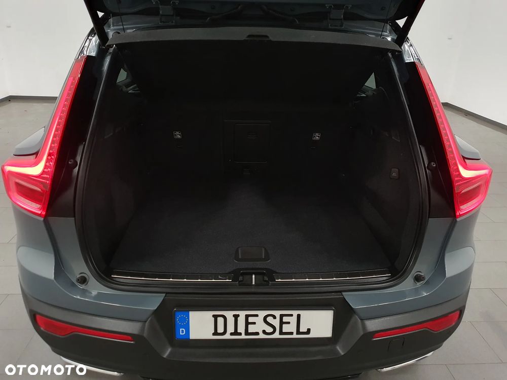 Volvo XC 40 D3 AWD R-Design - 39