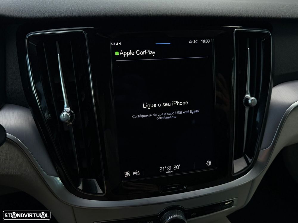 Volvo V60 2.0 T6 AWD TE Essential - 38