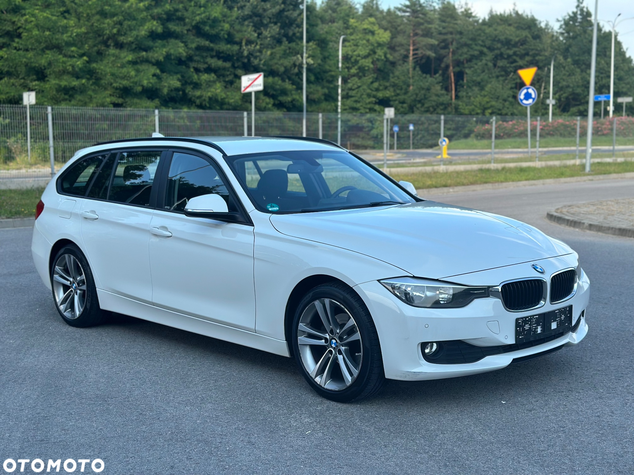 BMW Seria 3 316d Touring - 4