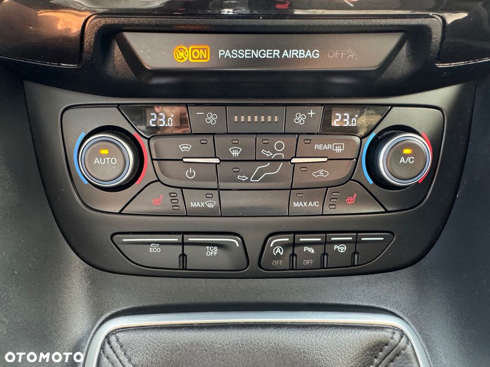 Ford Tourneo Connect Gr 1.5 EcoBlue Titanium - 36