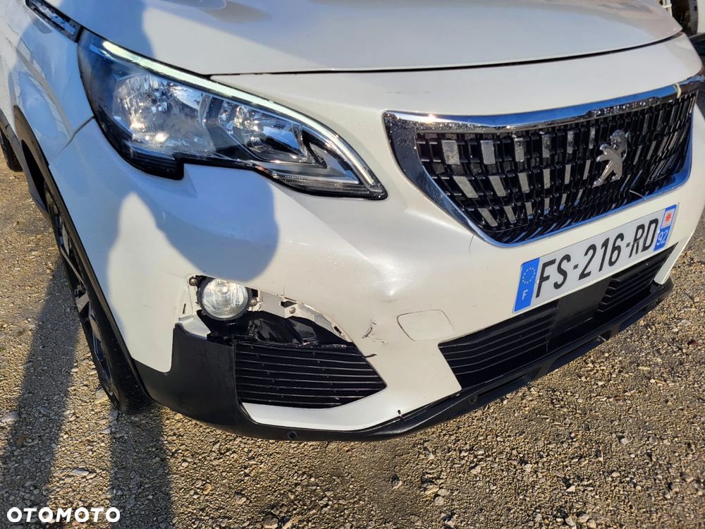 Peugeot 3008 BlueHDi 130 Stop & Start EAT8 Allure - 11