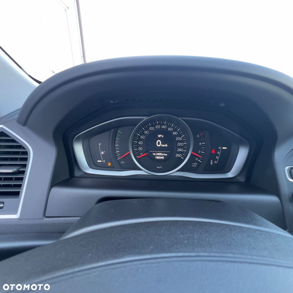 Volvo XC 60 D4 Geartronic Kinetic - 20