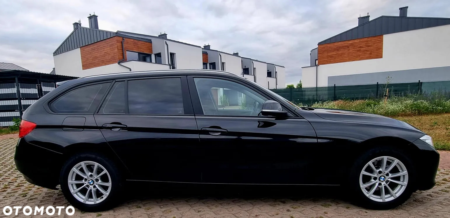 BMW Seria 3 320d - 4