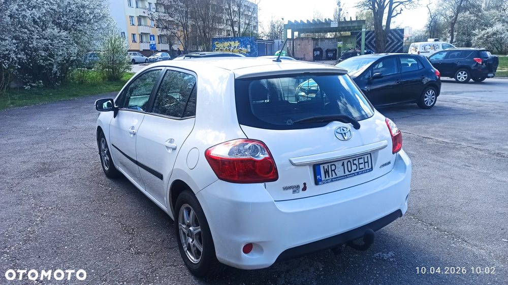 Toyota Auris 1.4 D-4D 2010 - 3