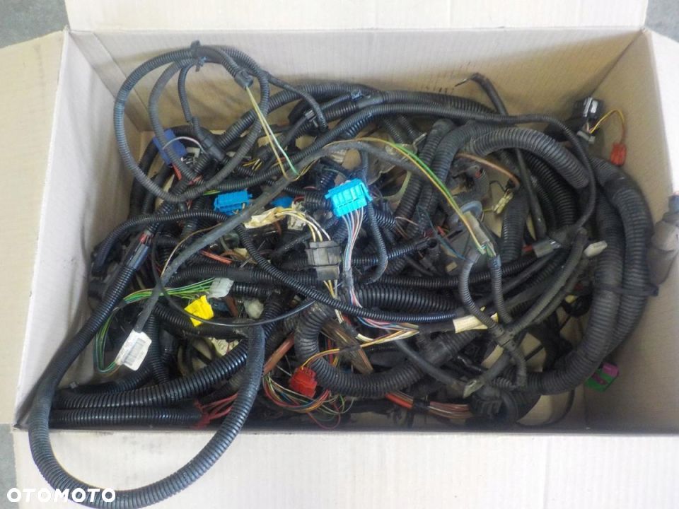 VW T4 1.9 TD 99- WIĄZKA INSTALACJA ELEKTRYCZNA - 1