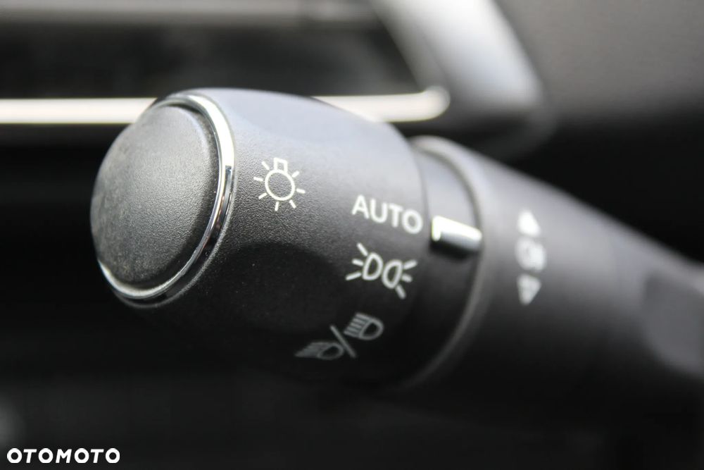 Peugeot 3008 1.2 PureTech Active Pack S&S - 22