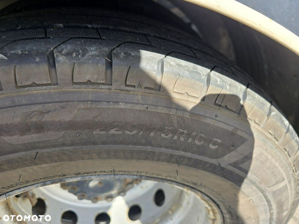 Iveco 70C18 - 28