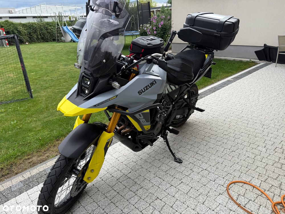 Suzuki V-STROM - 1