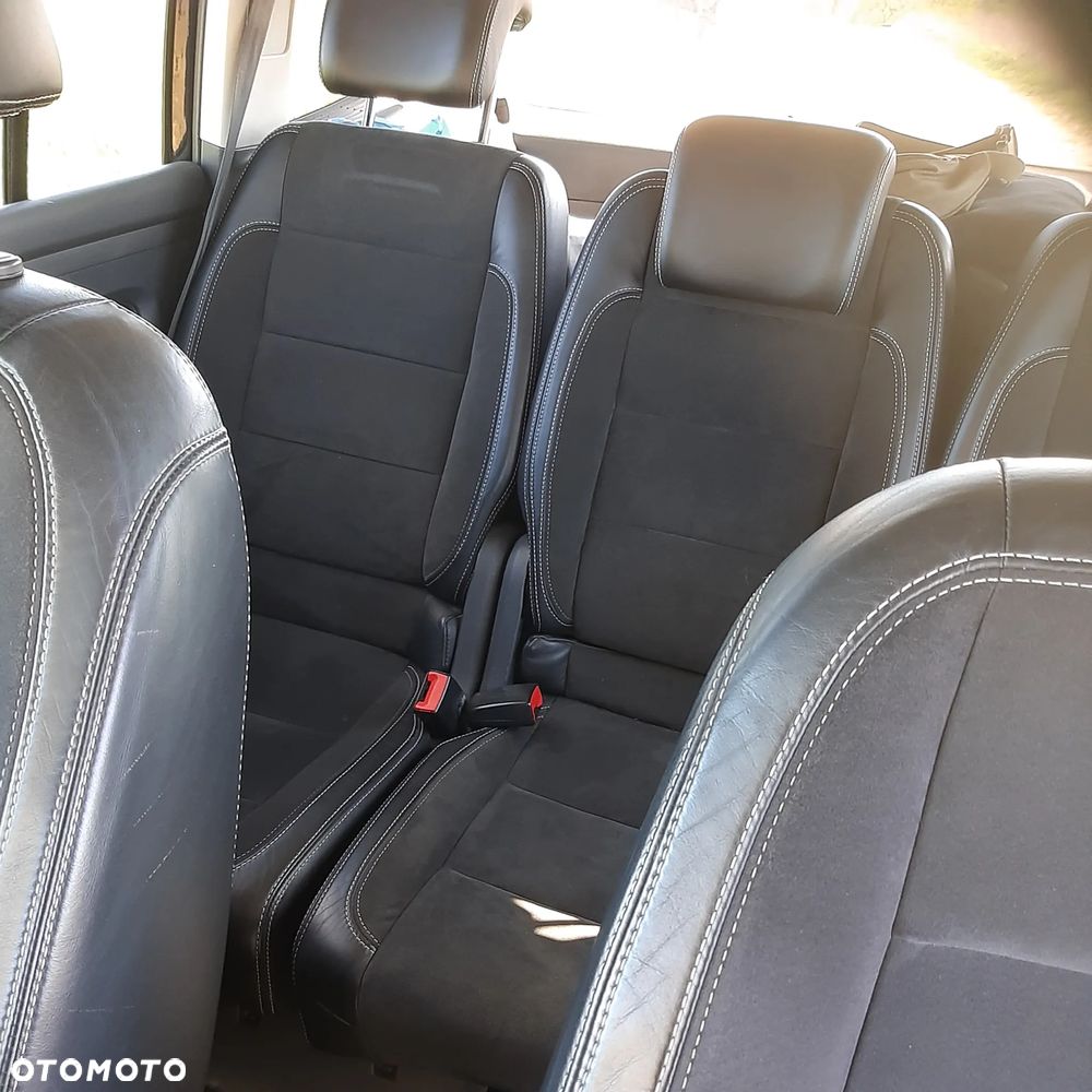 Volkswagen Touran 2.0 TDI Highline - 10