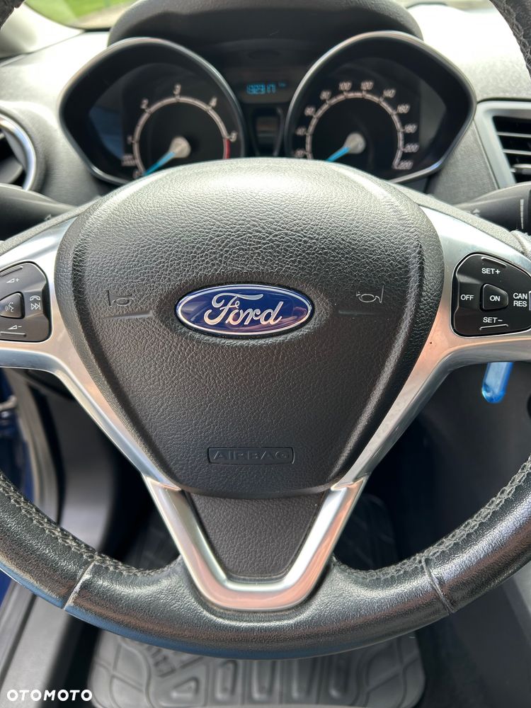 Ford Fiesta - 13