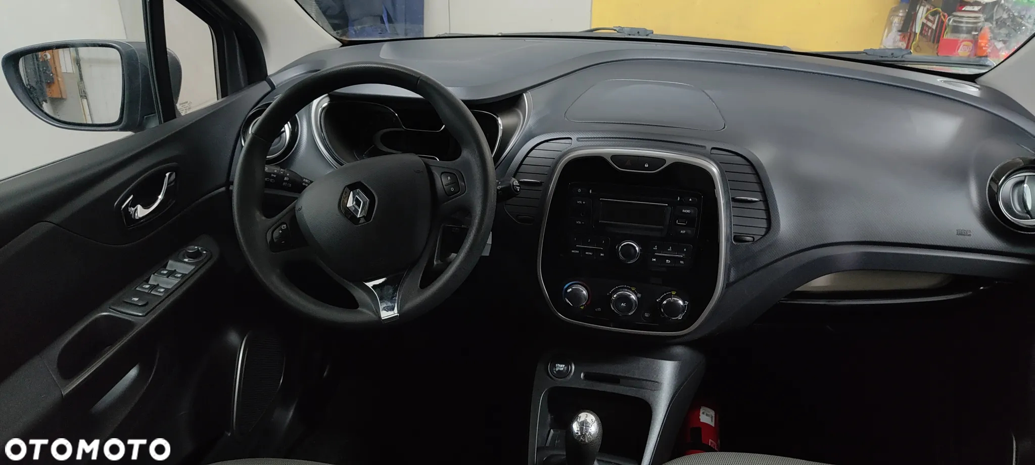 Renault Captur - 16