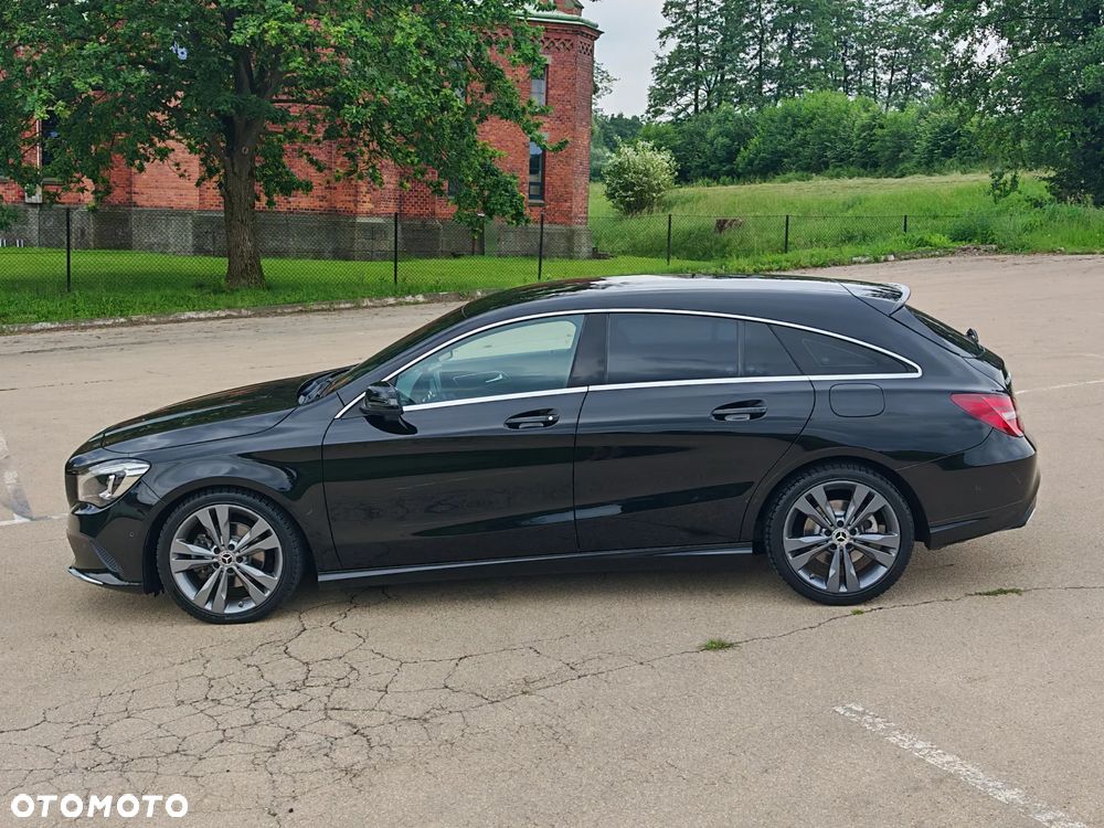 Mercedes-Benz CLA - 27