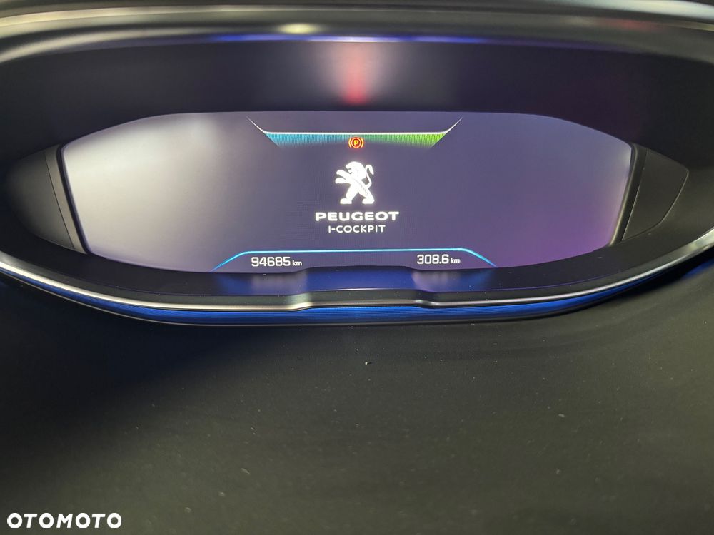 Peugeot 3008 1.6 PureTech HYbrid4 GT Line S&S EAT8 - 10