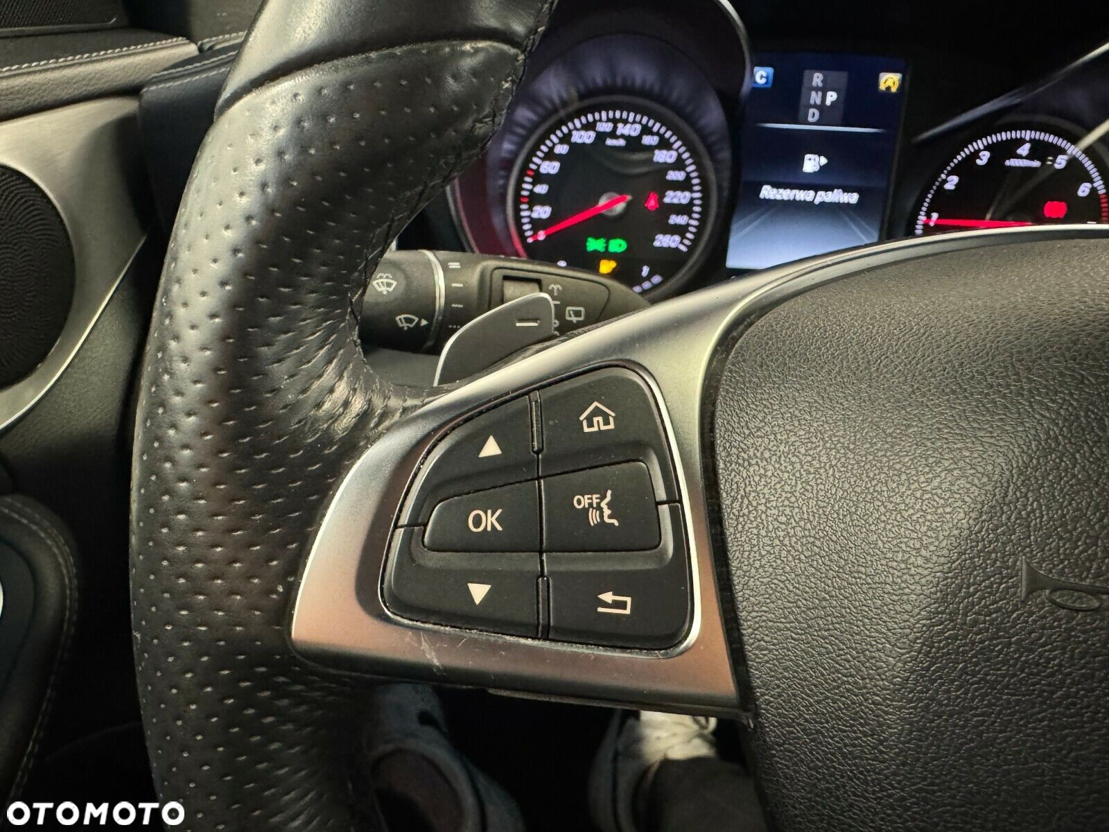 Mercedes-Benz Klasa C 200 4-Matic 7G-TRONIC - 15