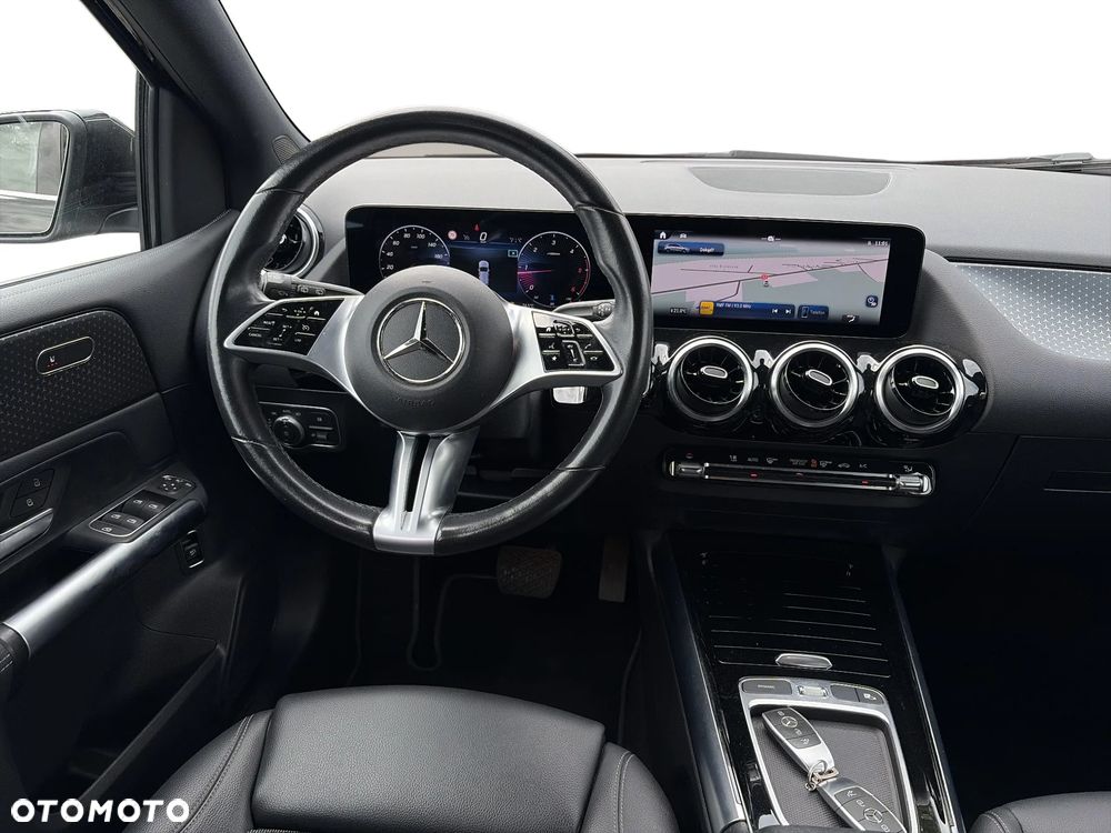Mercedes-Benz Klasa B 220 d Progressive 8G-DCT - 16