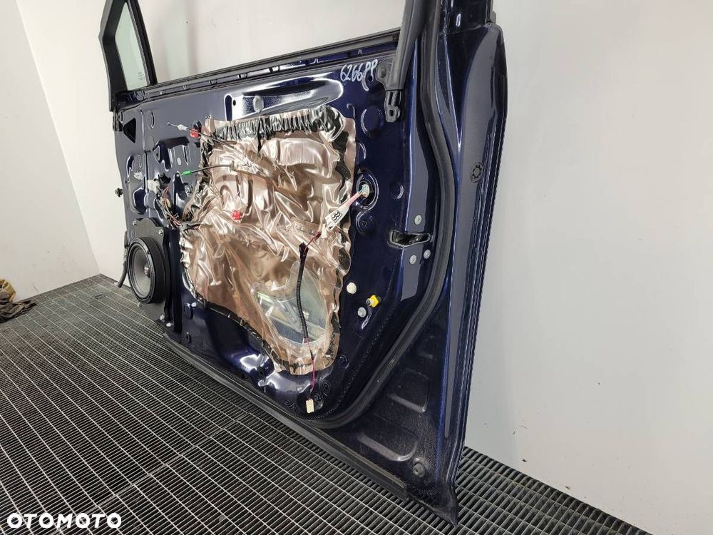 DRZWI PRZÓD PRZEDNIE PRAWE KOMPLETNE TOYOTA AVENSIS T27 8S6 - 16